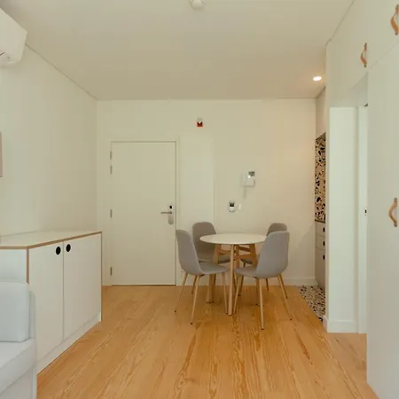 Trindade 19 - 2b Touriga Nacional Lisboa